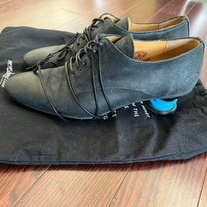 FLUEVOG FAIRWAY BERMUDA SHOE WITH WRAPAROUND LACES